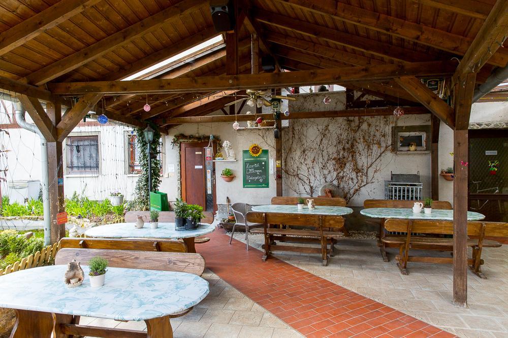 Kraeuterhotel Garni Zur Klostergrotte Nohra  Exteriör bild