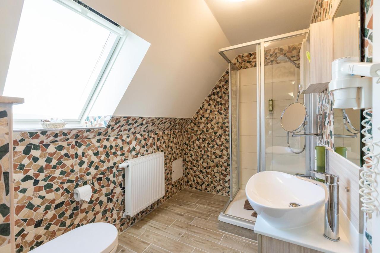 Kraeuterhotel Garni Zur Klostergrotte Nohra  Exteriör bild